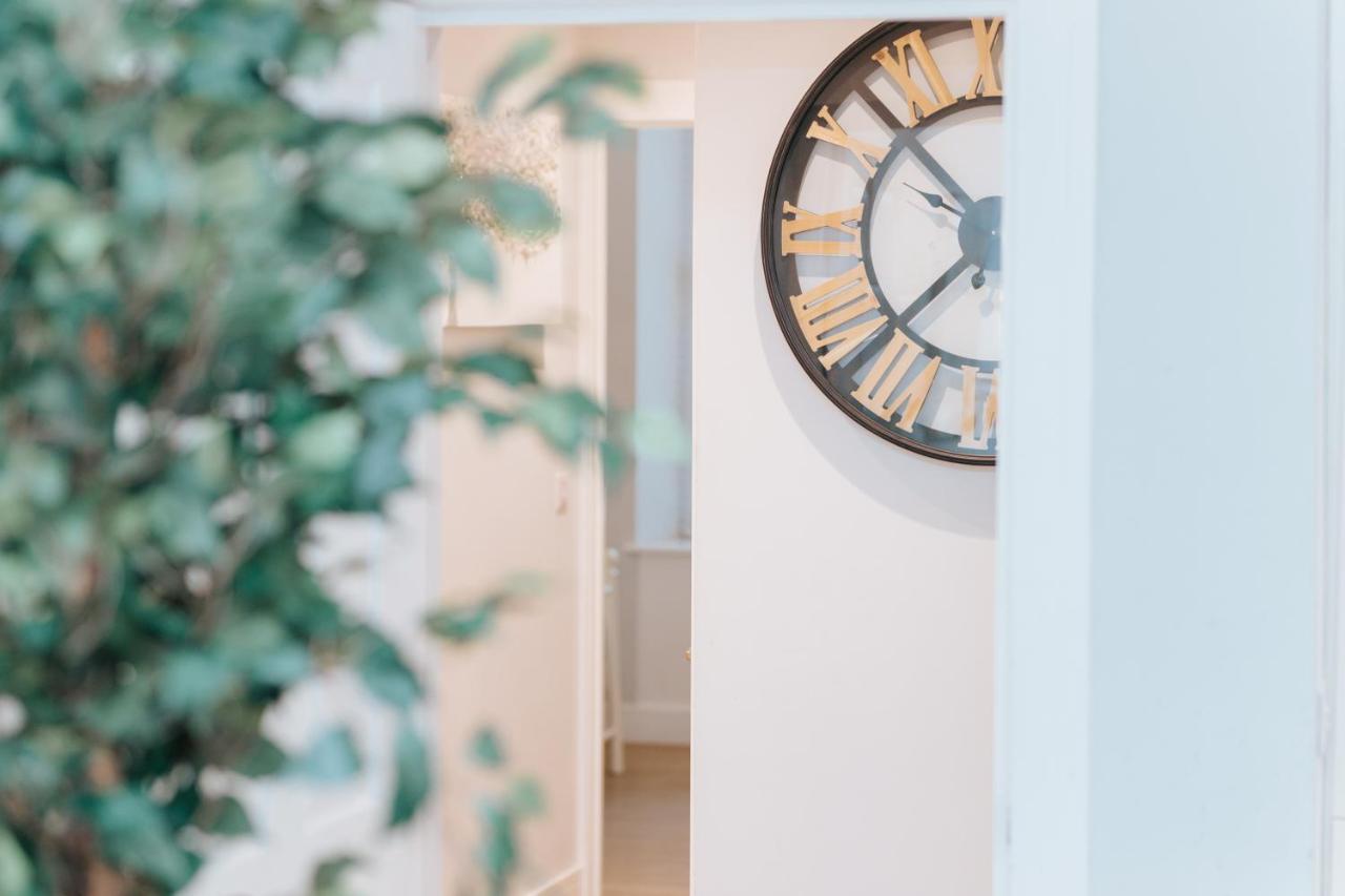 Luxury Modern 3 Bedroom Apartment In City Centre — Photos 1